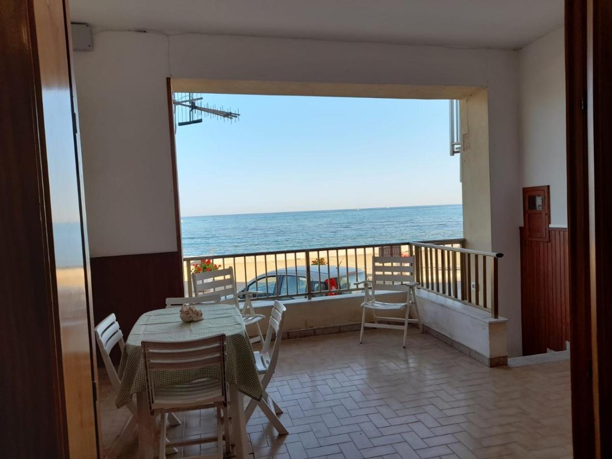 취아카 Veranda Sul Mare - Casa Vacanze Fronte Mare 빌라 외부 사진